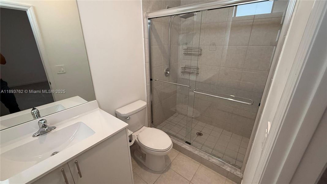 Image 28 of a home in .