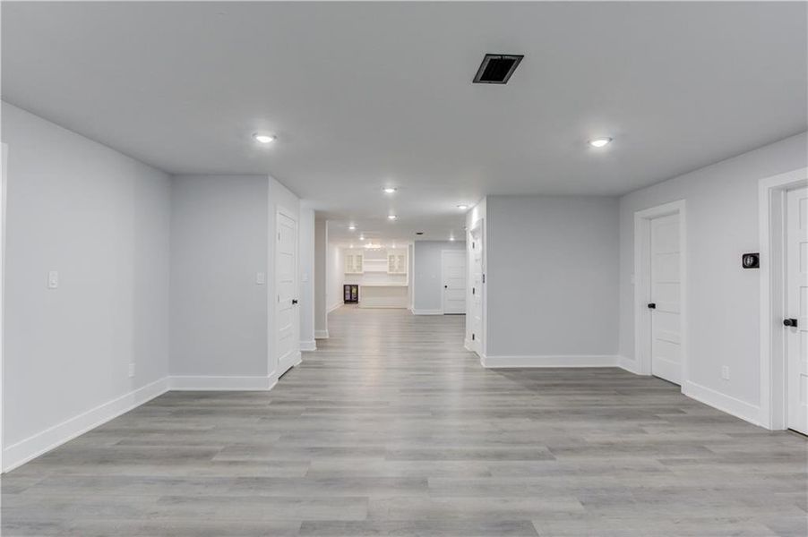 Spacious, unfurnished interior of a new home in , Atlanta (Image 69). Spacious, unfurnished interior of a new home in , Atlanta (Image 69).