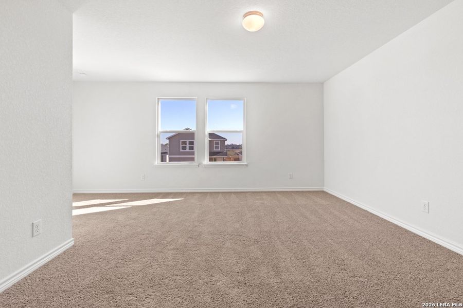 Spacious, unfurnished interior of a new home in The Granary - Heritage Collection, San Antonio (Image 25).