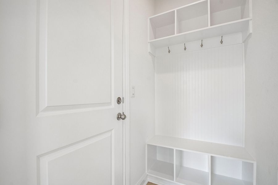 Spacious, unfurnished interior of a new home in Sage Hollow, Kyle (Image 19).