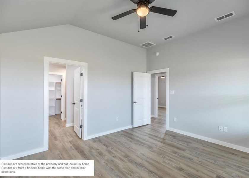 Spacious, unfurnished interior of a new home in , Abilene (Image 12).