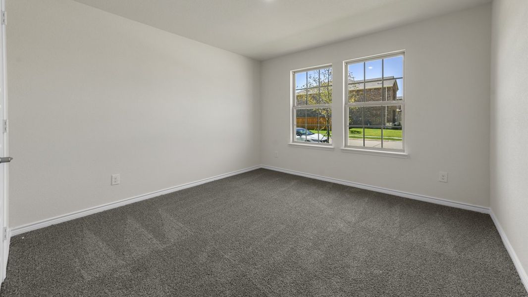 Spacious, unfurnished interior of a new home in Liberty Crossing, Royse City (Image 25).