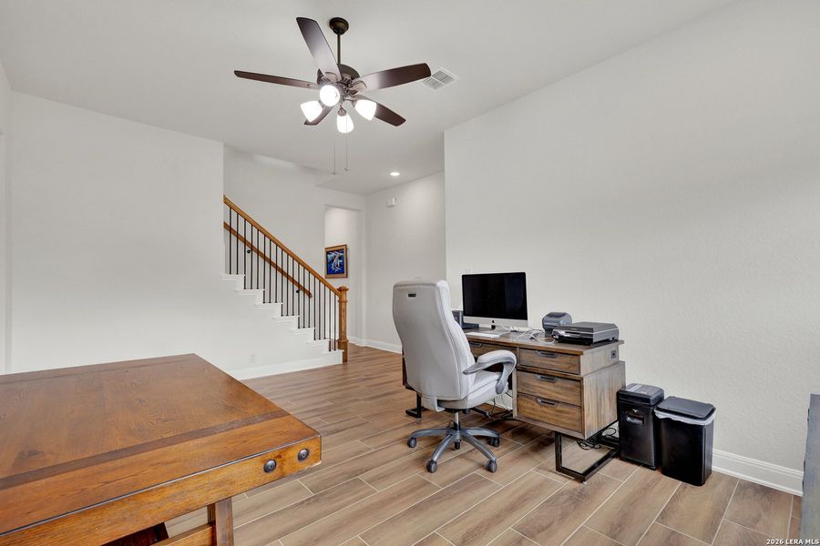 Furnished interior view inside a new home in Waldsanger, New Braunfels (Image 7).