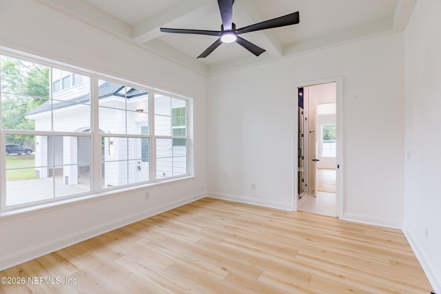 Spacious, unfurnished interior of a new home in , Jacksonville (Image 56).