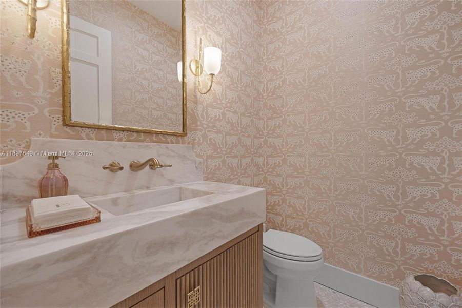 Furnished interior view inside a new home in , Key Largo (Image 31).