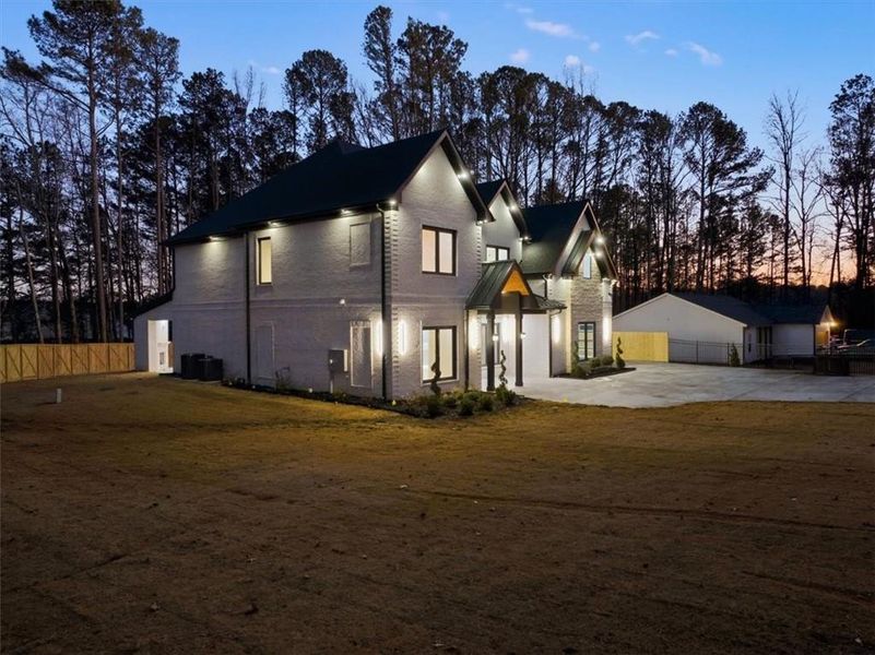 Exterior details and patio area of a home in , Lawrenceville (Image 37).