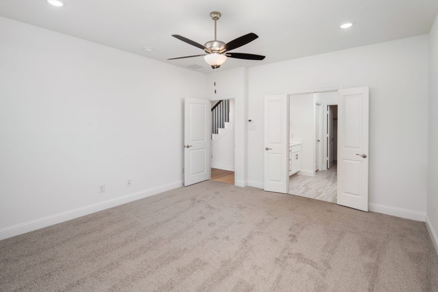 Spacious, unfurnished interior of a new home in Legacy Hills, Celina (Image 27).