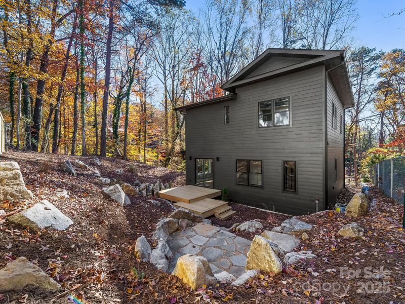 A green thumb's gardening paradise