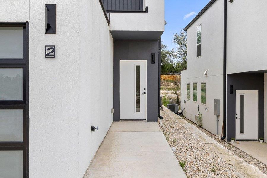 Exterior details and patio area of a home in , Lago Vista (Image 3).