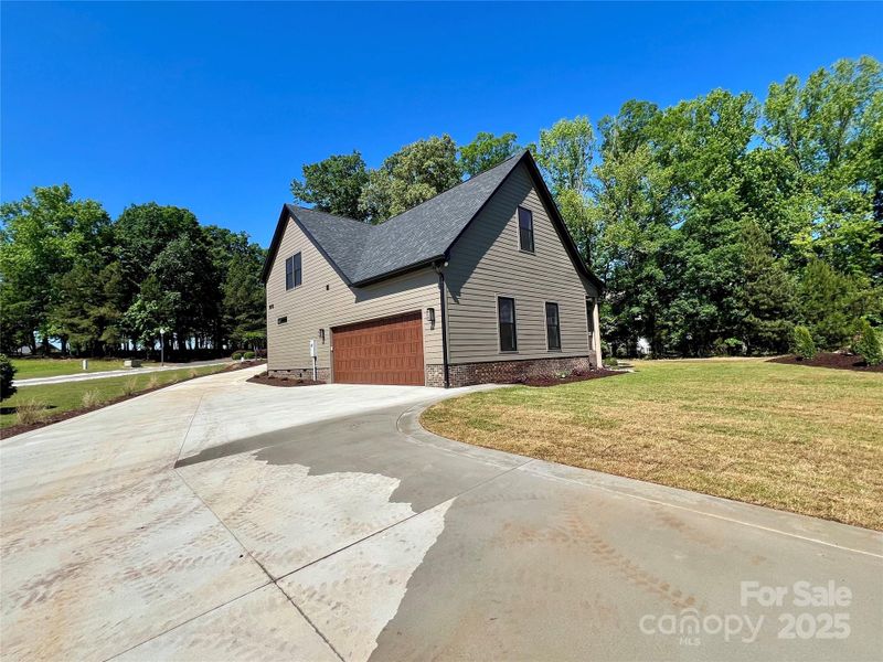 Rear view - Side Loading Garage