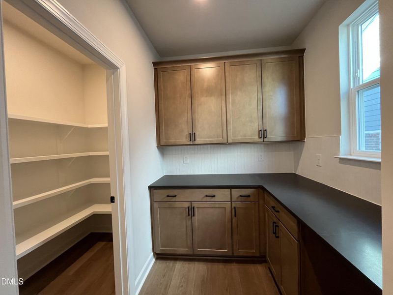 334 prep zone pantry