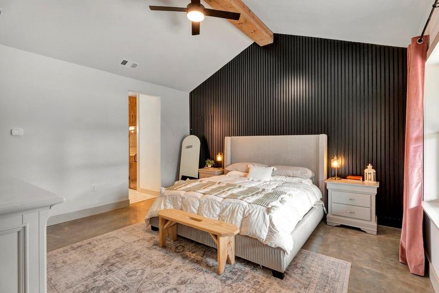 Furnished interior view inside a new home in , Tolar (Image 18).