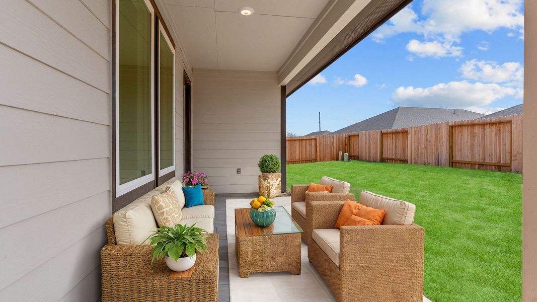 Representative furnished interior of a home built from the Caden by D.R. Horton in Caldwell Crossing, Iowa Colony (Image 13).