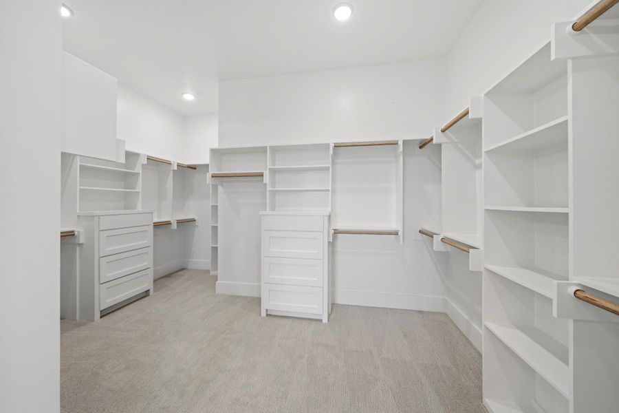 Spacious, unfurnished interior of a new home in Bentwood Farms, Montgomery (Image 12). Spacious, unfurnished interior of a new home in Bentwood Farms, Montgomery (Image 12).
