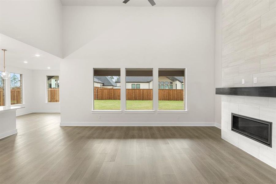 04. 2506 Lindberg - Family