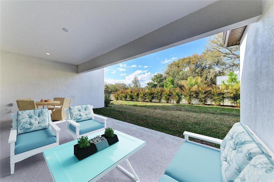 Exterior details and patio area of a home in Crestwood Estates, Valrico (Image 4).