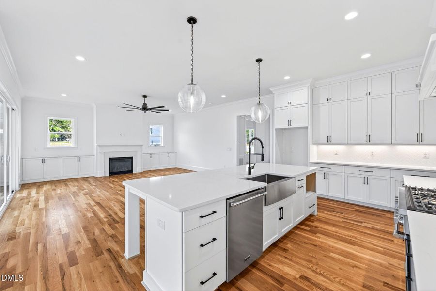 25-web-or-mls-7825 Penny Rd (17 of 70) 25-web-or-mls-7825 Penny Rd (17 of 70)