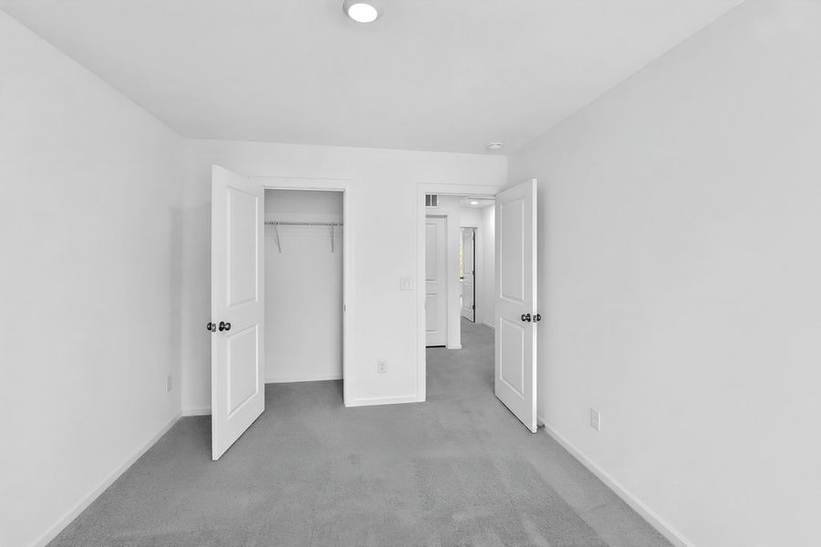 Spacious, unfurnished interior of a new home in Silverstone, Knightdale (Image 37).