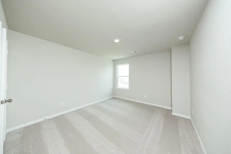 Image 18 of a home in Cliffstone Hills. Image 18 of a home in Cliffstone Hills.