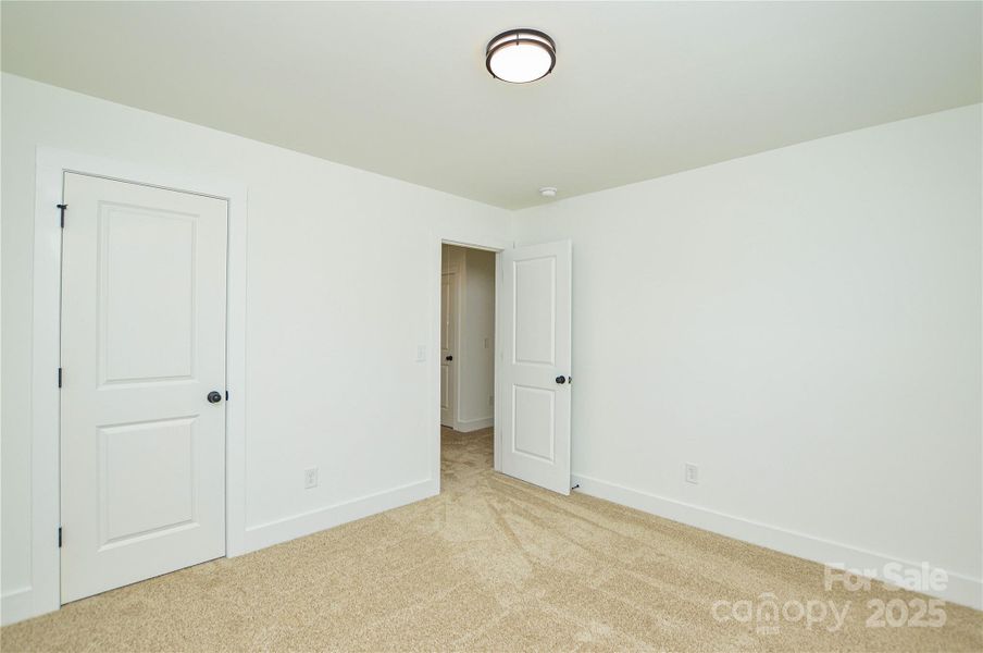 Spacious, unfurnished interior of a new home in , Mount Holly (Image 14).