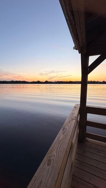 Natural landscape and outdoor views near in Hanahan (Image 38). Natural landscape and outdoor views near in Hanahan (Image 38).