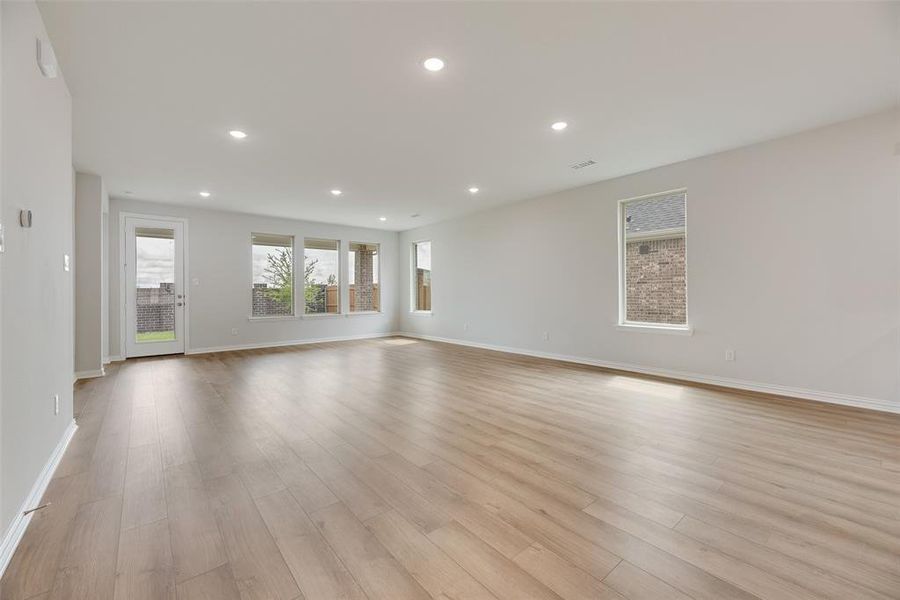 Spacious, unfurnished interior of a new home in Sutton Fields, Celina (Image 21).