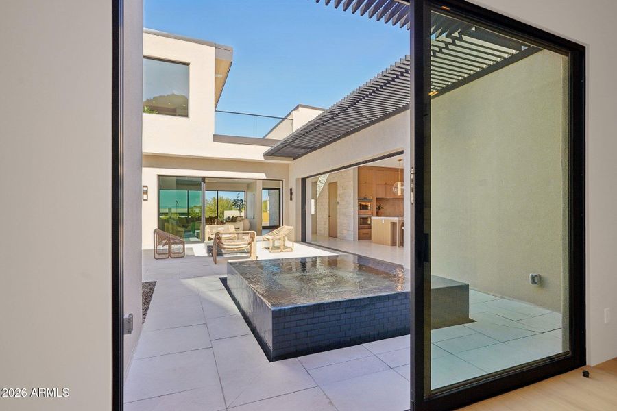 103-web-or-mls-N Echo Canyon Cir-L0202-0