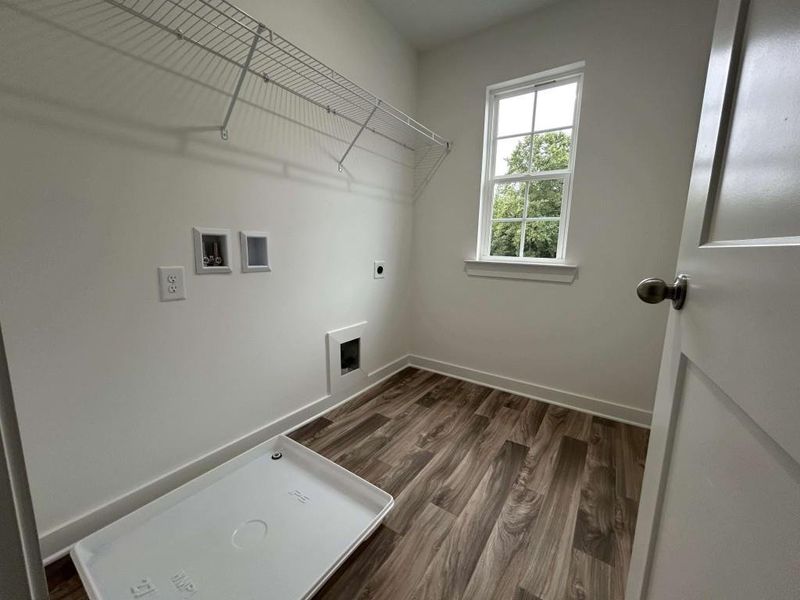 Image 25 of a home in Sutton's Landing.