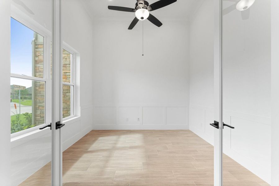 Spacious, unfurnished interior of a new home in , Spring (Image 25).
