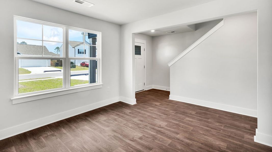 Spacious, unfurnished interior of a new home in Sidbury Station, Castle Hayne (Image 22).