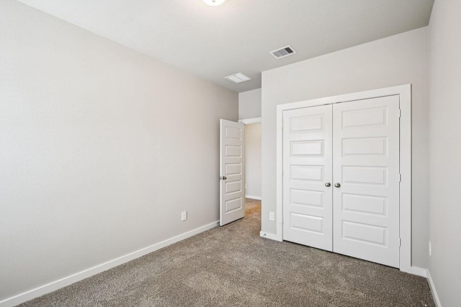 Photo is not of the actual home but is an inspirational photo of builder’s model home and may depict options, furnishings, and/or decorator features that are not included. Photo is not of the actual home but is an inspirational photo of builder’s model home and may depict options, furnishings, and/or decorator features that are not included.