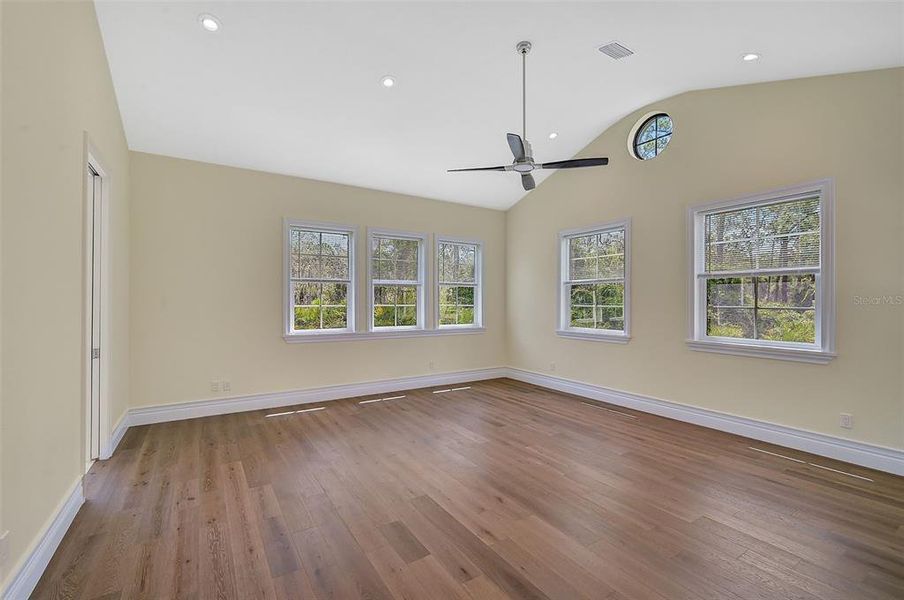 Spacious, unfurnished interior of a new home in , Osprey (Image 17).