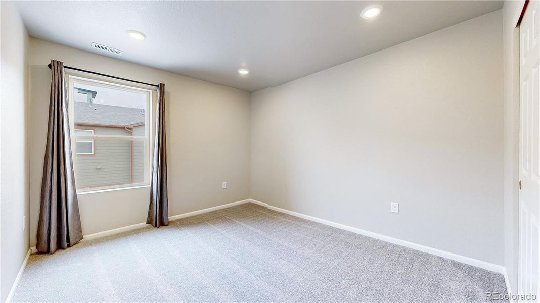 Spacious, unfurnished interior of a new home in , Broomfield (Image 17).