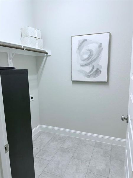 Spacious, unfurnished interior of a new home in , Godley (Image 17).