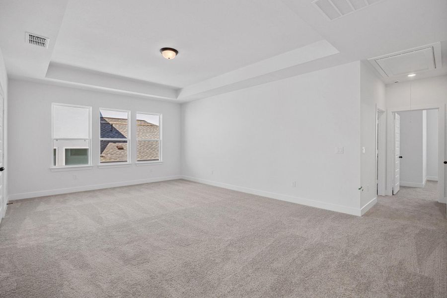 Spacious, unfurnished interior of a new home in Provence - 60', Austin (Image 15). Spacious, unfurnished interior of a new home in Provence - 60', Austin (Image 15).