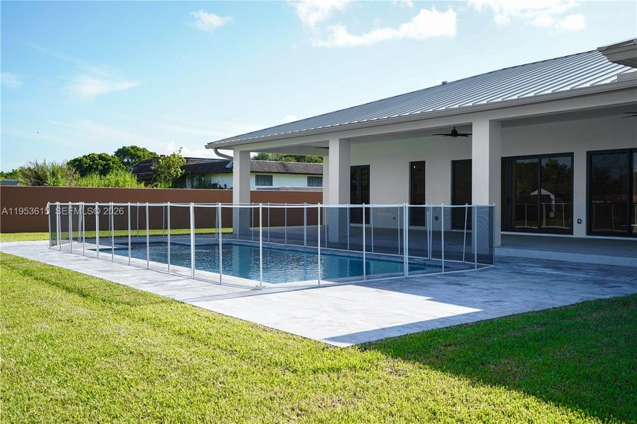 Community amenities in , Homestead (Image 31). Community amenities in , Homestead (Image 31).