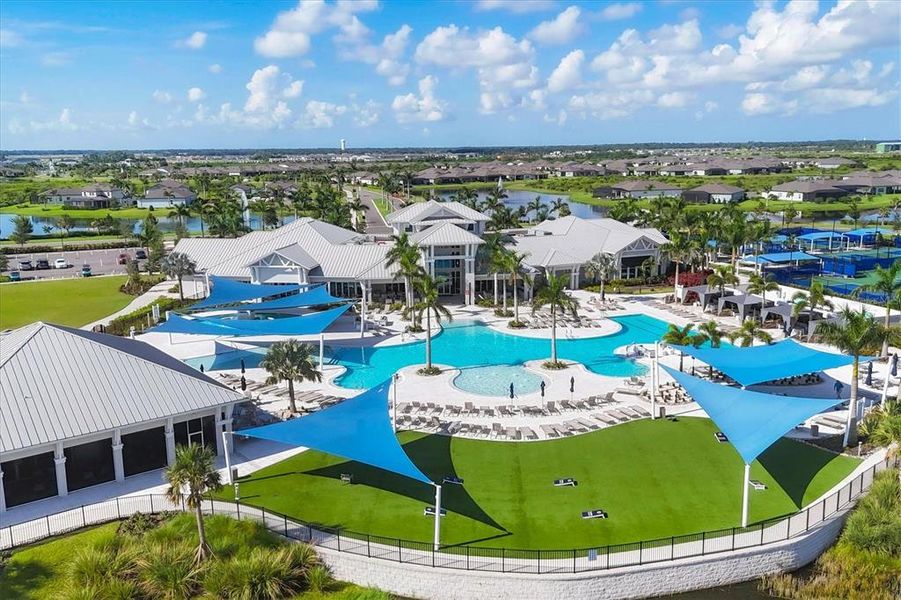 Community amenities in , Parrish (Image 50).