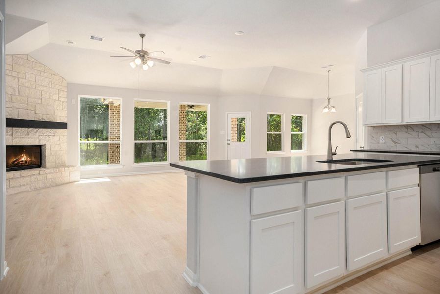 Image 17 of a home in Encino Estates. Image 17 of a home in Encino Estates.