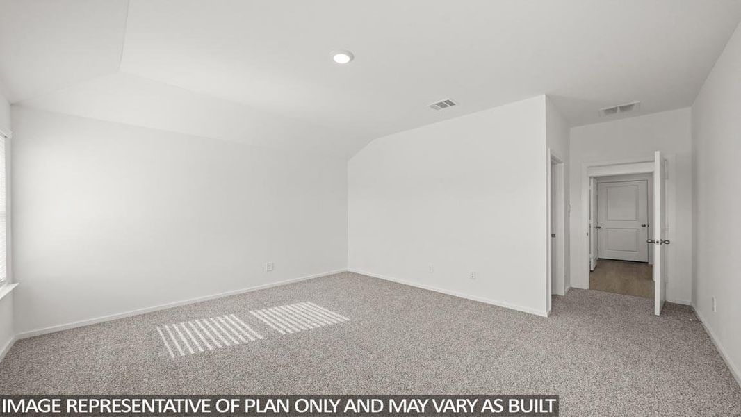Spacious, unfurnished interior of a new home in Harrington Trails at The Canopies, Splendora (Image 10).