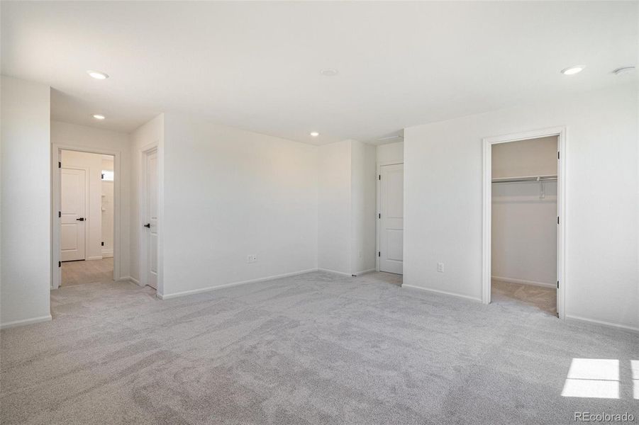 Spacious, unfurnished interior of a new home in Farmlore, Brighton (Image 15).