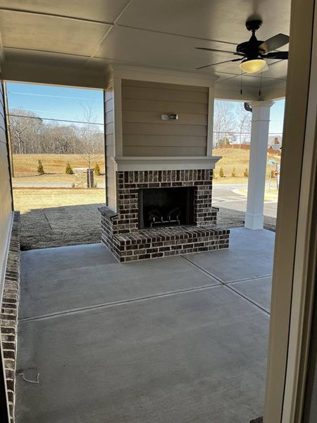 Exterior details and patio area of a home in , Suwanee (Image 3).