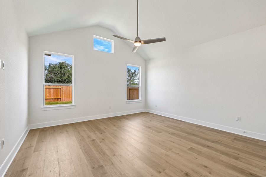 Spacious, unfurnished interior of a new home in Persimmon, Buda (Image 16). Spacious, unfurnished interior of a new home in Persimmon, Buda (Image 16).