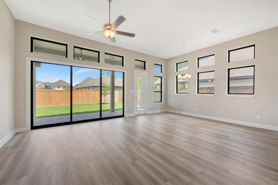 Spacious, unfurnished interior of a new home in , Magnolia (Image 19).