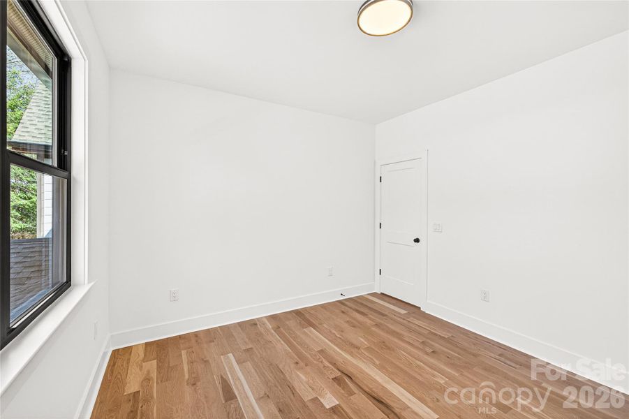 Spacious, unfurnished interior of a new home in , Belmont (Image 31).