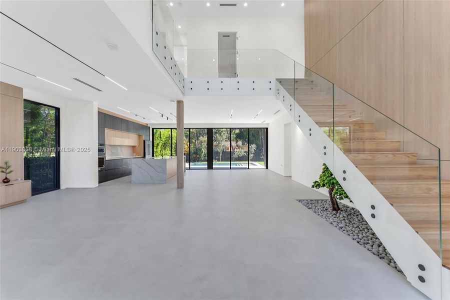 Image 29 of a home in .