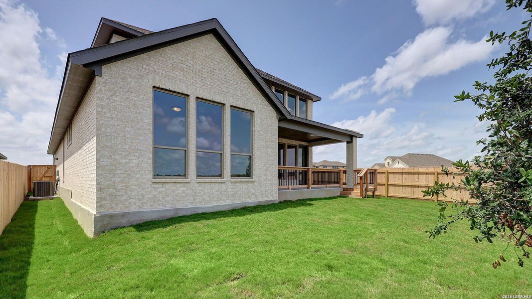 Exterior details and patio area of a home in Briggs Ranch, San Antonio (Image 26).