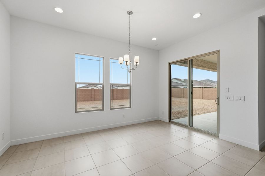 Spacious, unfurnished interior of a new home in Aloravita South, Peoria (Image 19).