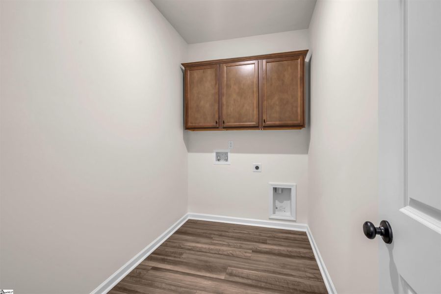 Spacious, unfurnished interior of a new home in Halton Oaks, Spartanburg (Image 18).