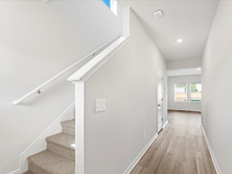 Spacious, unfurnished interior of a new home in Creek Ridge - Heritage Collection, Spartanburg (Image 9). Spacious, unfurnished interior of a new home in Creek Ridge - Heritage Collection, Spartanburg (Image 9).