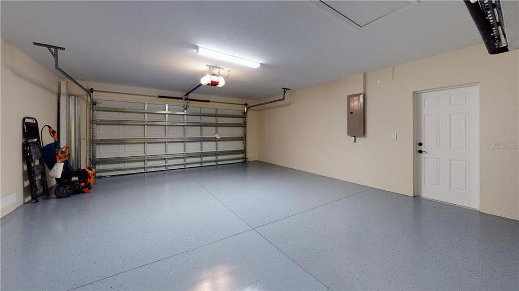 Spacious, unfurnished interior of a new home in , North Port (Image 49).